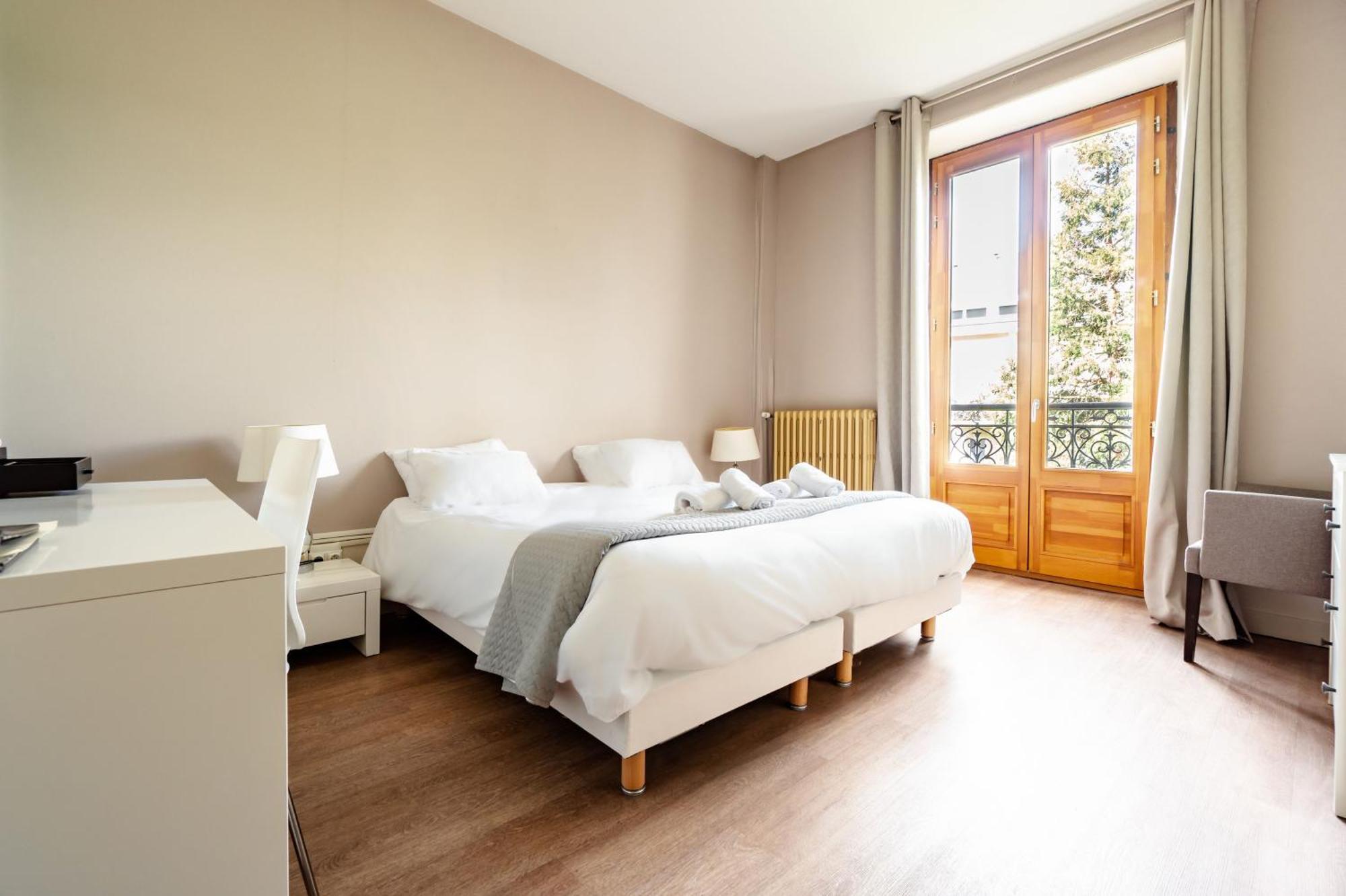 Gallia Hotel 3*